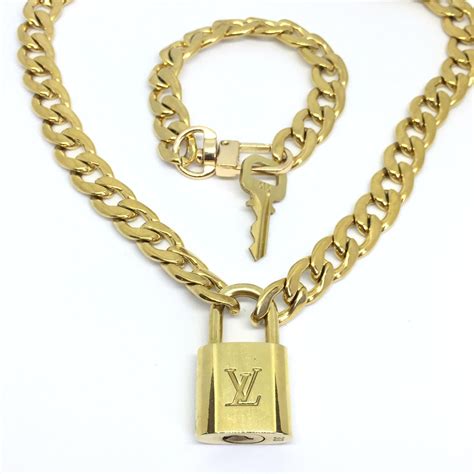 louis vuitton lock necklace men's|louis vuitton lock and key necklace 55.